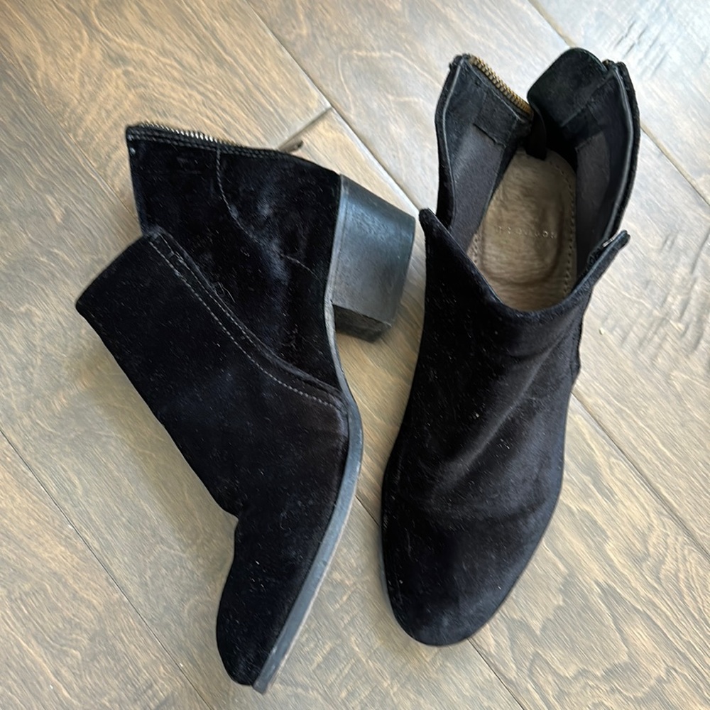H London booties